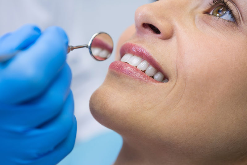 Finding The Right Doctor To Place Your Dental Implants