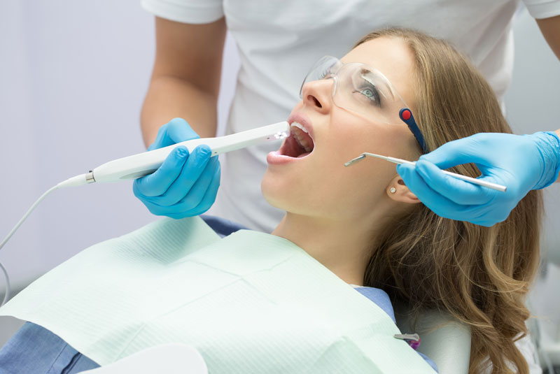 What Are The Benefits Of An On-Site Dental Lab In Oregon City, OR?